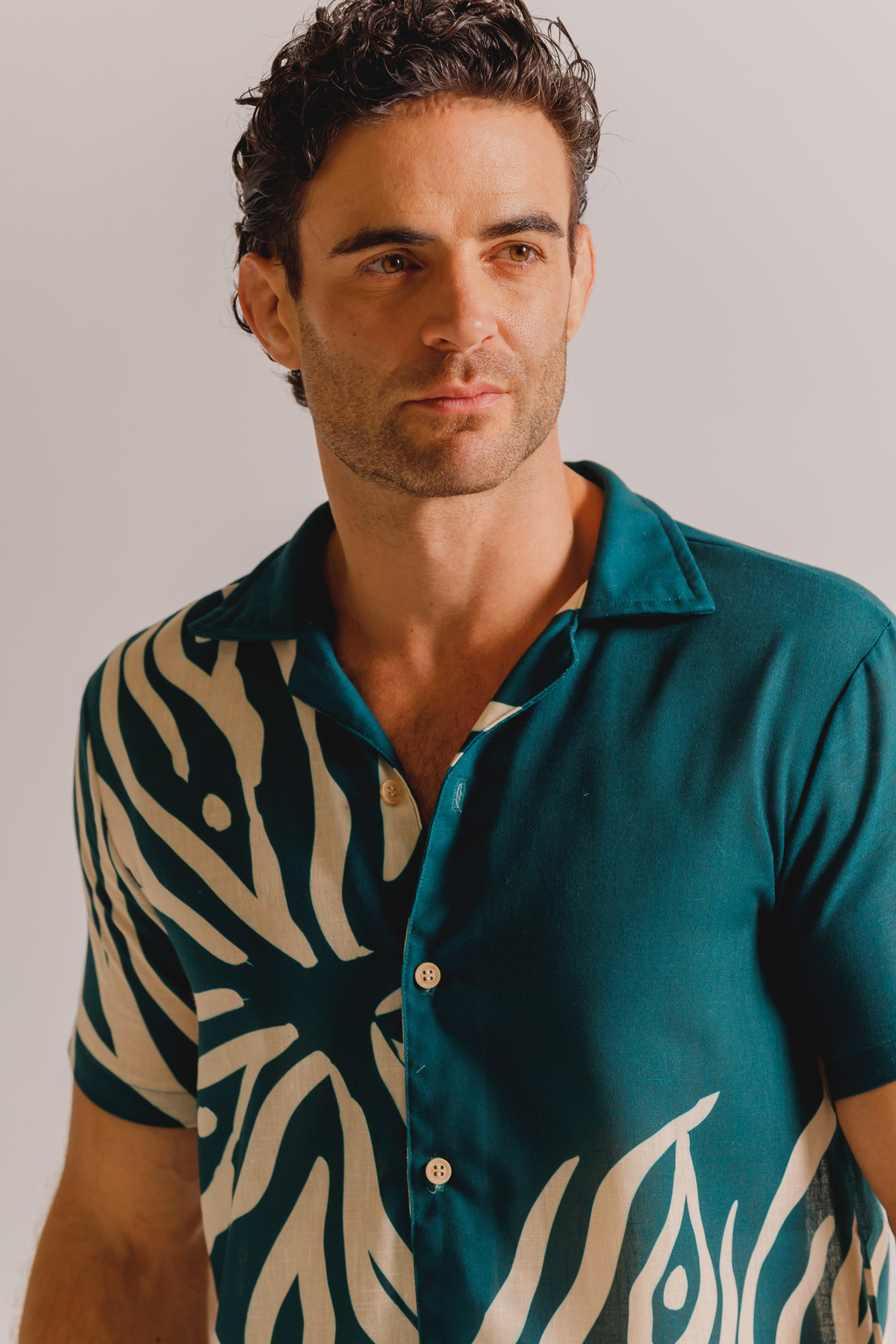 Camisa Hombre Coral Verde – foto 3